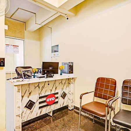 Oyo Happy Stay Hotels Hyderabad Eksteriør billede