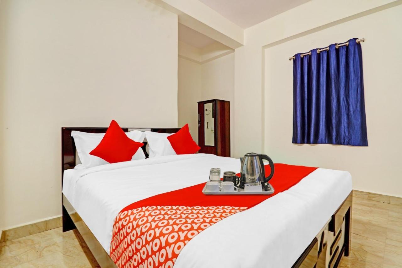 Oyo Happy Stay Hotels Hyderabad Eksteriør billede