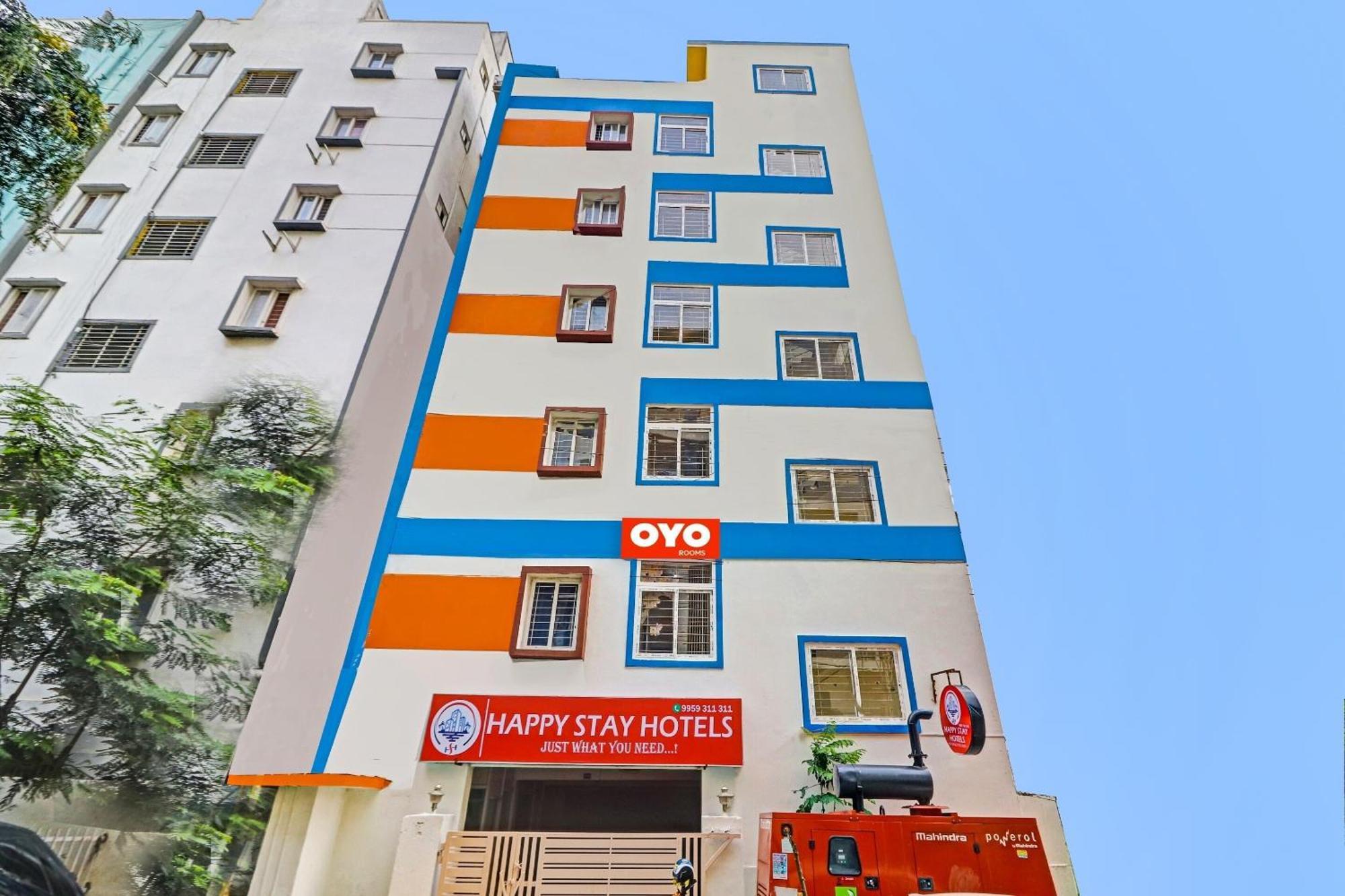 Oyo Happy Stay Hotels Hyderabad Eksteriør billede